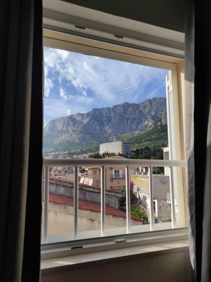 Apartment Sky